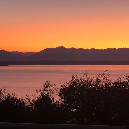 1-Bedroom Seaview Guesthouse On Seattle Luxury Estate With Views Of Olympic Mountains 외부 사진