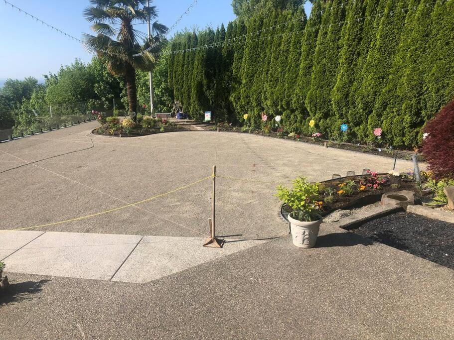 1-Bedroom Seaview Guesthouse On Seattle Luxury Estate With Views Of Olympic Mountains 외부 사진