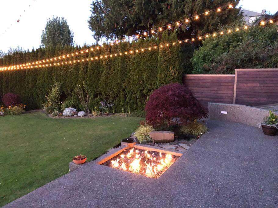 1-Bedroom Seaview Guesthouse On Seattle Luxury Estate With Views Of Olympic Mountains 외부 사진