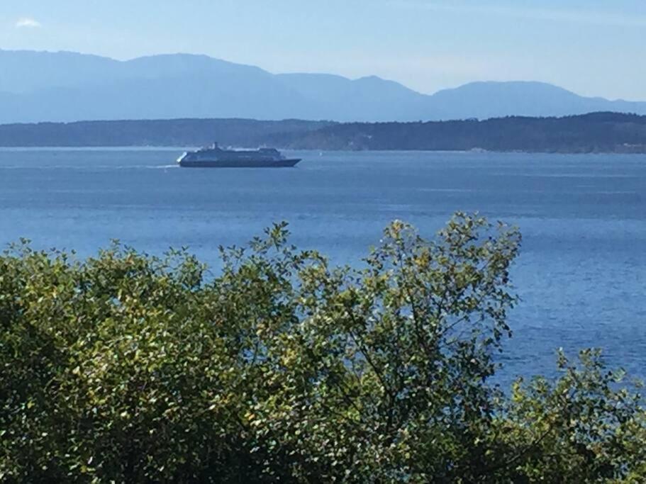 1-Bedroom Seaview Guesthouse On Seattle Luxury Estate With Views Of Olympic Mountains 외부 사진