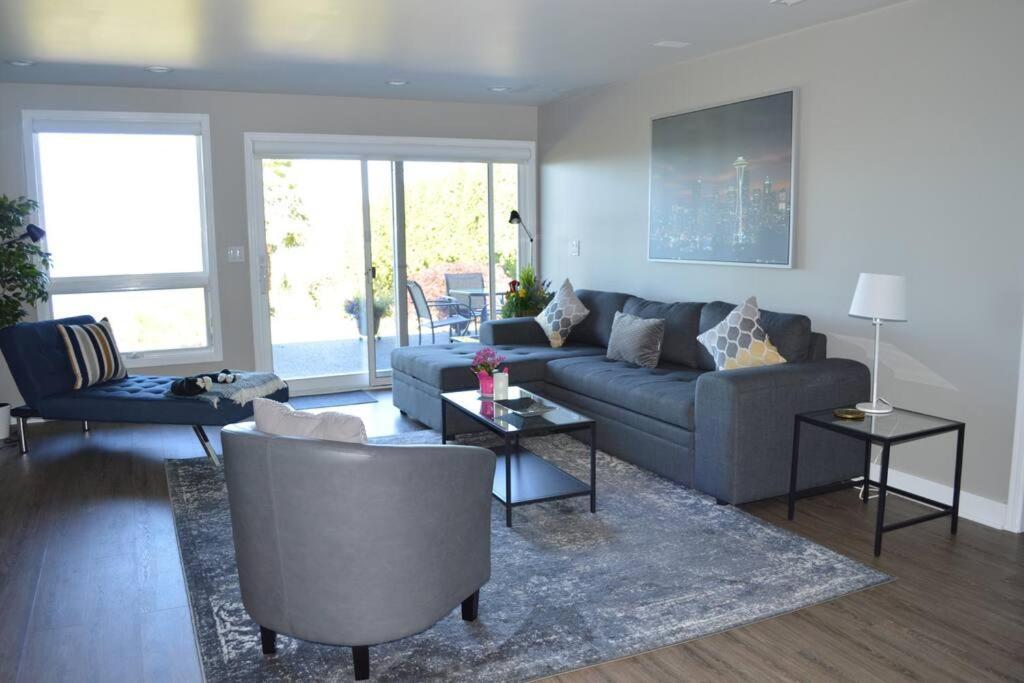 1-Bedroom Seaview Guesthouse On Seattle Luxury Estate With Views Of Olympic Mountains 외부 사진